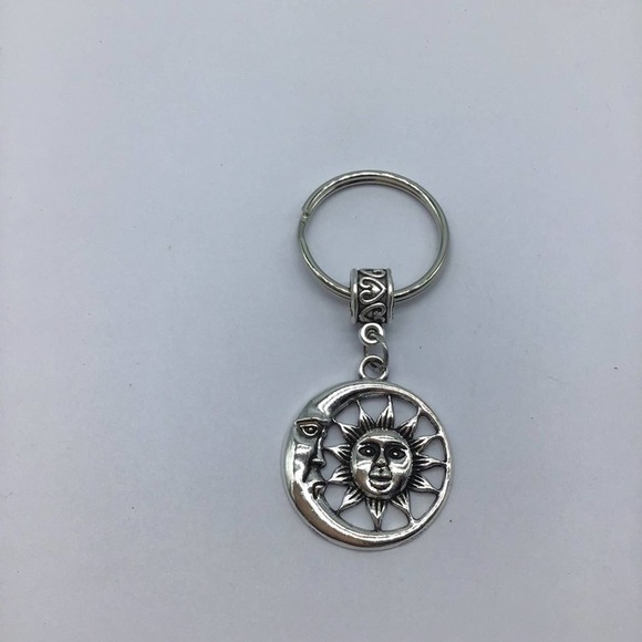 New sun and moon silver or gray dangle keychain - Picture 2 of 16